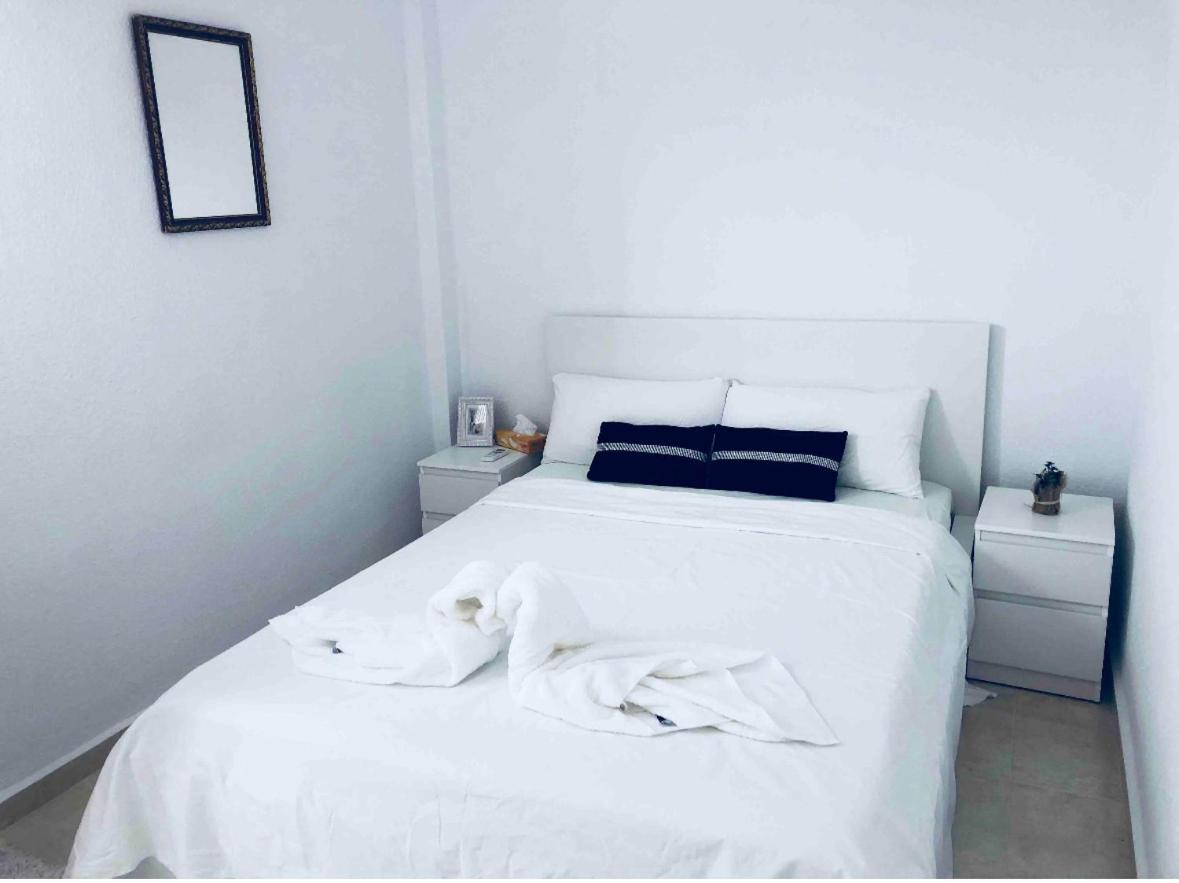 Apartamentos Yanina Gran Alacant サンタ・ポラ エクステリア 写真