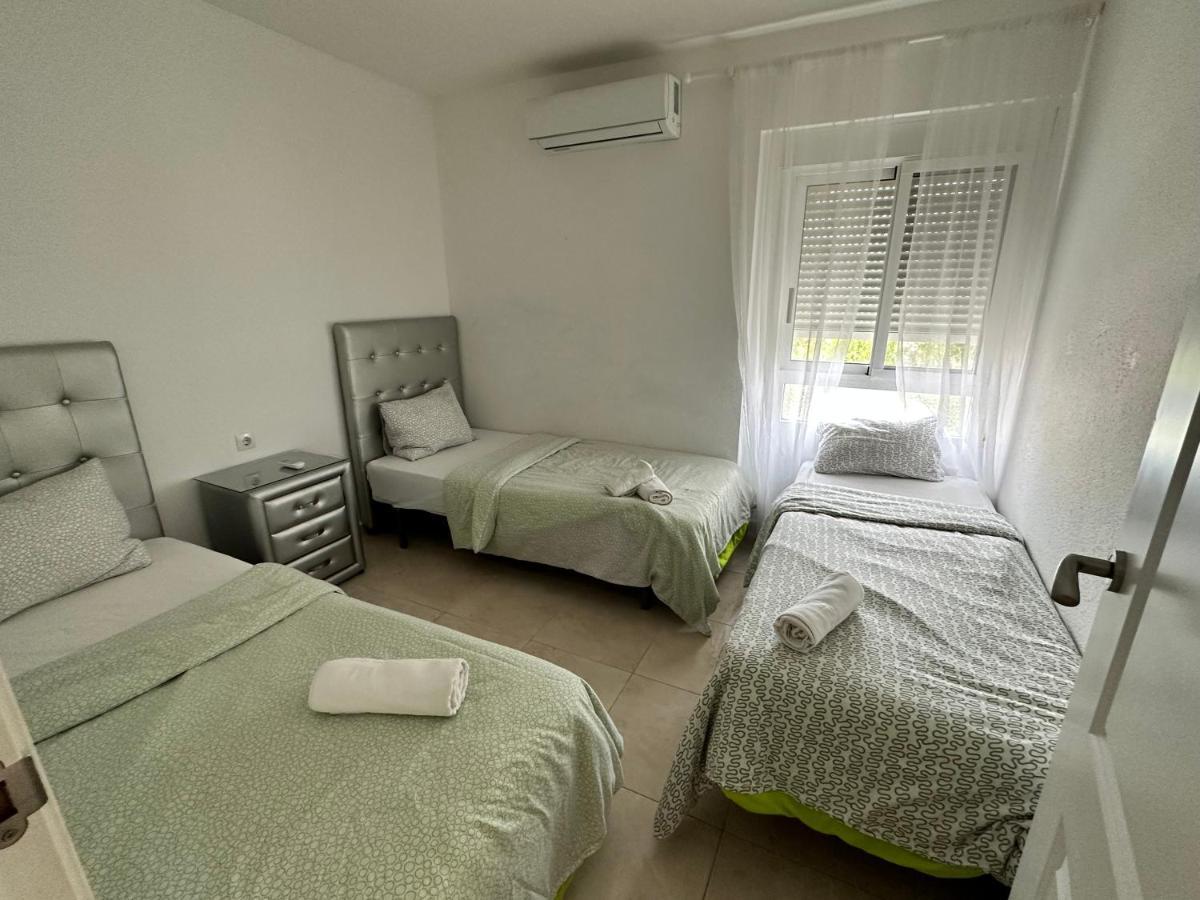 Apartamentos Yanina Gran Alacant サンタ・ポラ エクステリア 写真